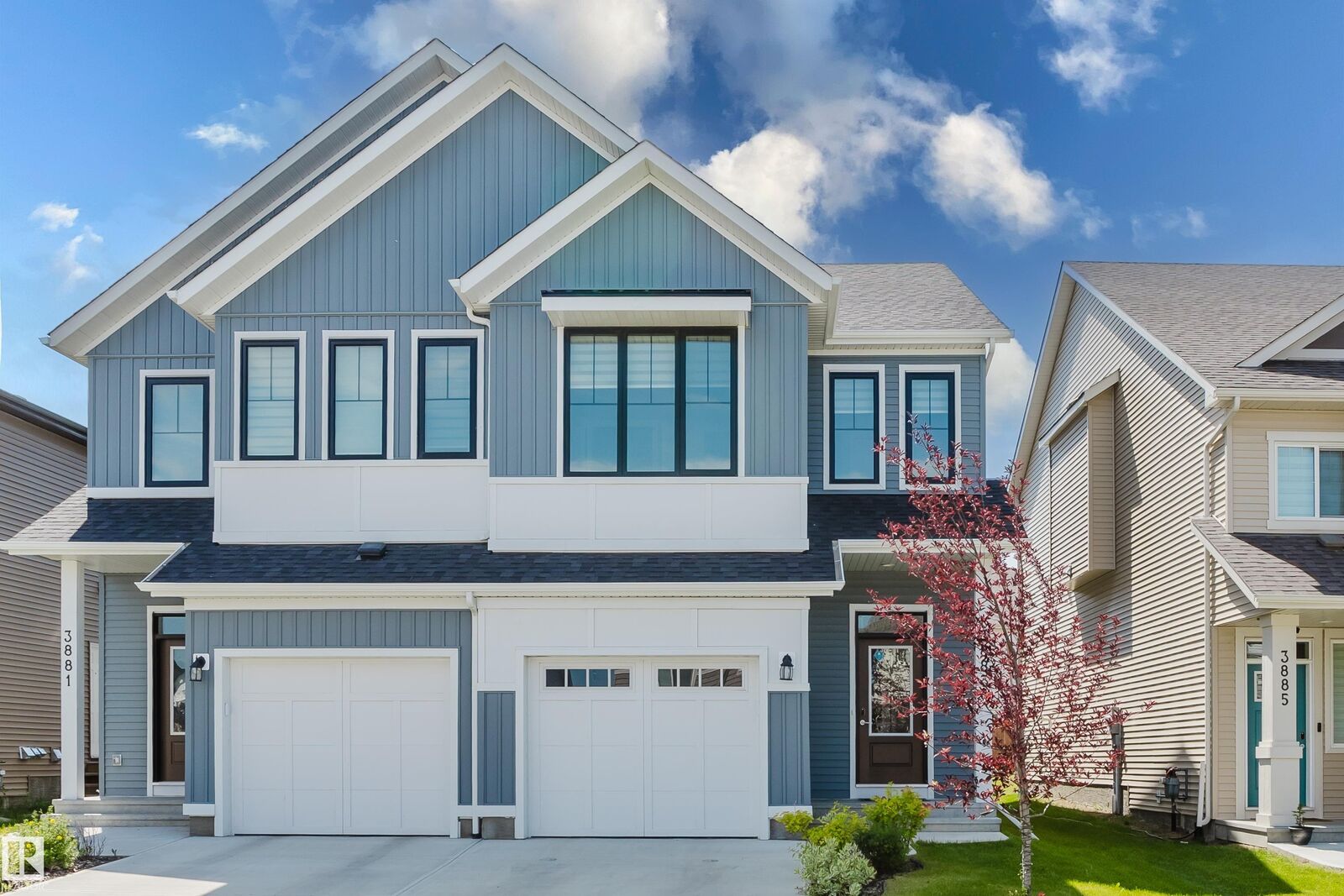 Property Photo:  3883 Chrustawka Place SW  AB T6W 5B2 