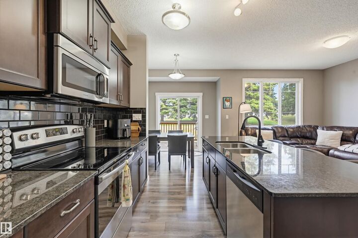 Property Photo:  94 Longview Drive 11  AB T7X 0W3 