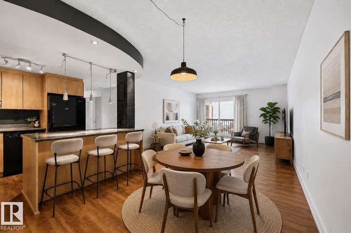 Property Photo:  9929 113 Street NW 1003  AB T5K 2N9 
