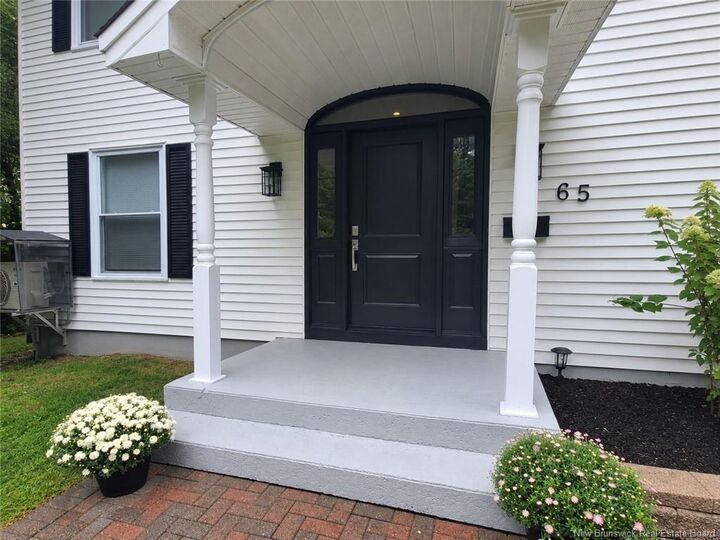 Property Photo:  65 Highland Avenue  NB E2E 5P2 
