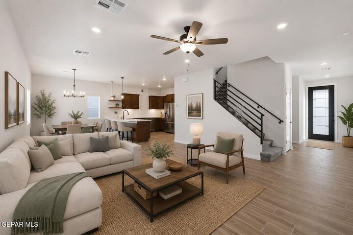 Property Photo:  5701 Las Ramblas Avenue  TX 79934 