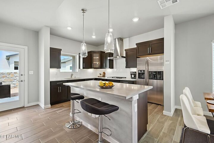 Property Photo:  5693 Las Ramblas Avenue  TX 79934 