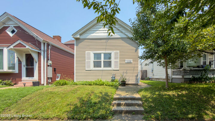 Property Photo: 1035 E Caldwell St KY 40204