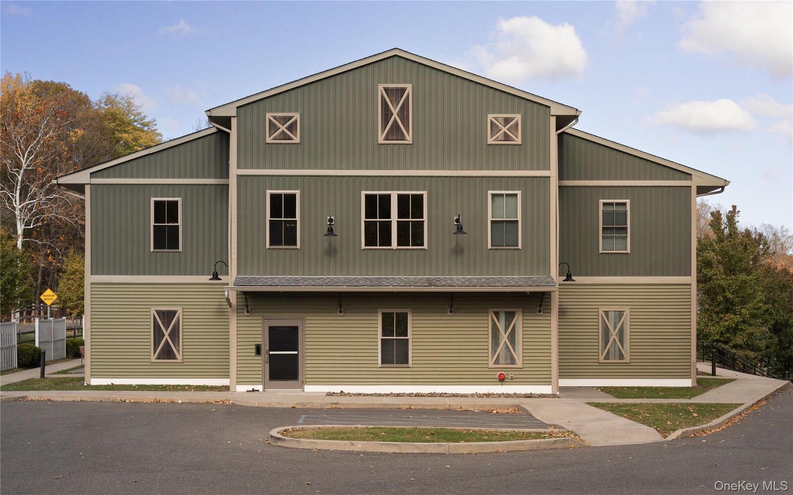 Property Photo:  128 Vineyard Avenue 108  NY 12528 