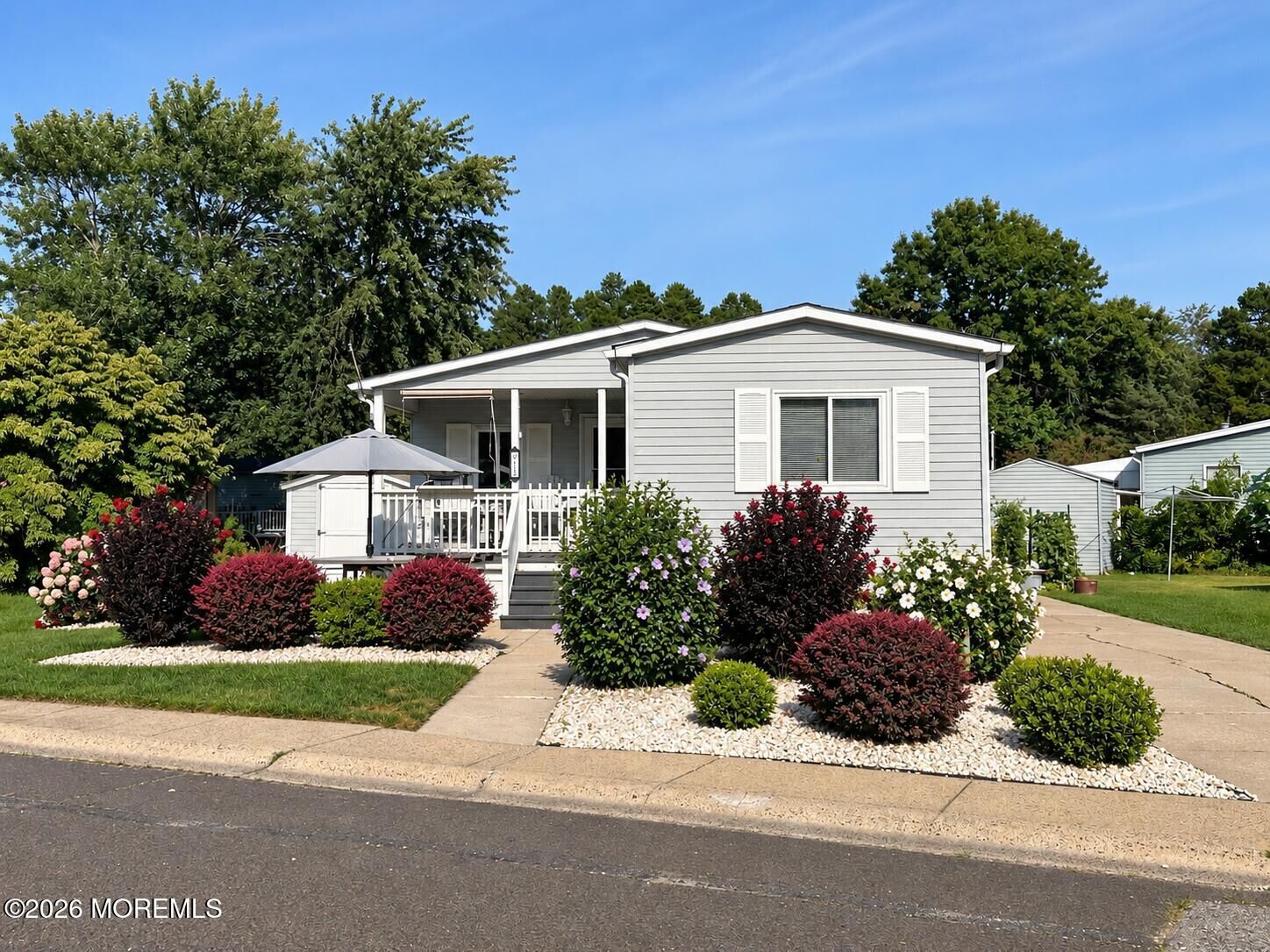 Property Photo:  13 Judith Way  NJ 08527 