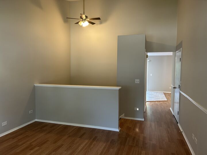 Property Photo:  1116 Stratford Lane  IL 60102 
