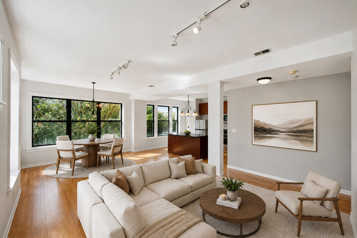 Property Photo:  5219 S Drexel Avenue 3W  IL 60615 
