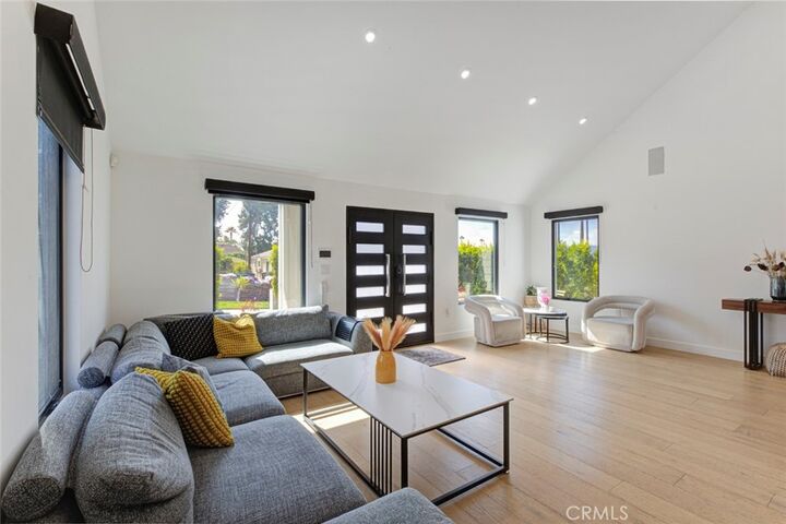 Property Photo:  1553 Western  CA 91201 