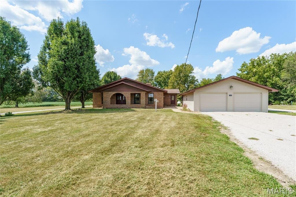 Property Photo:  7043 Walsh Road  IL 62241 