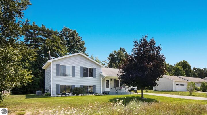 Property Photo:  3041 Crimson Ranch Lane  MI 49685 