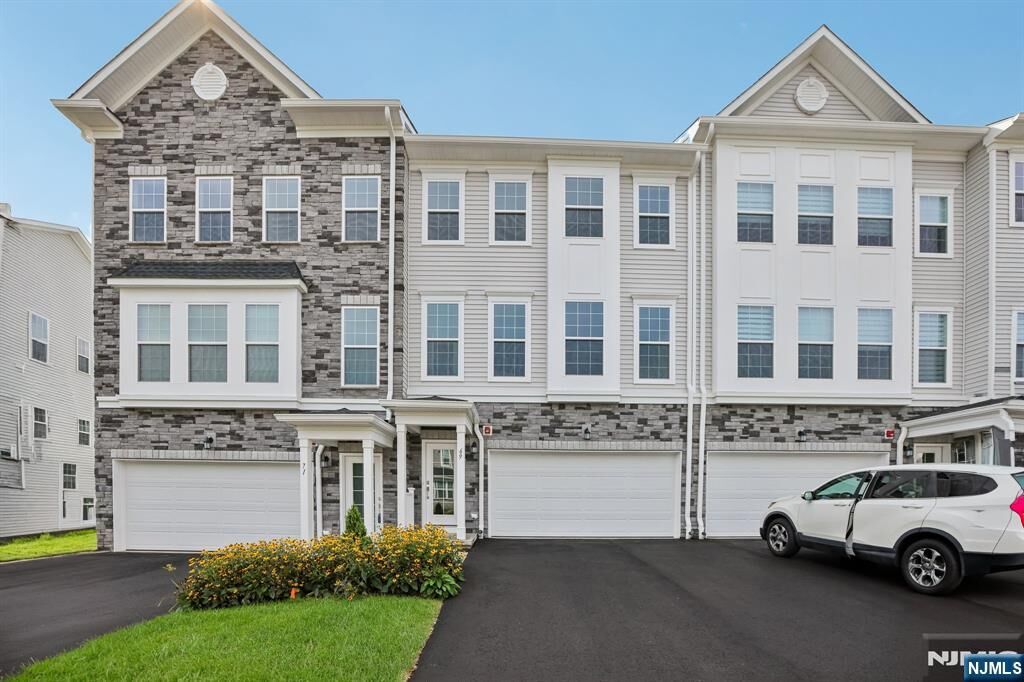 Property Photo:  69 Eastwood Terrace  NJ 07936 