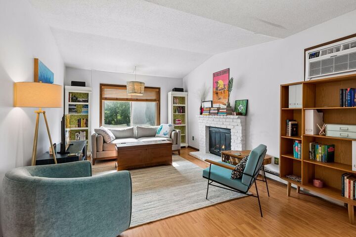 Property Photo: 2040 Ridge Drive 32 MN 55416