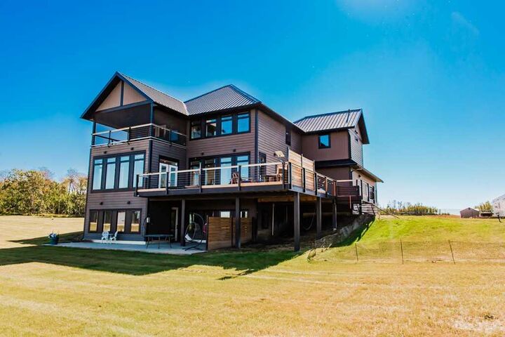 Property Photo: 724071 Range Road 52 AB T8X 4M8