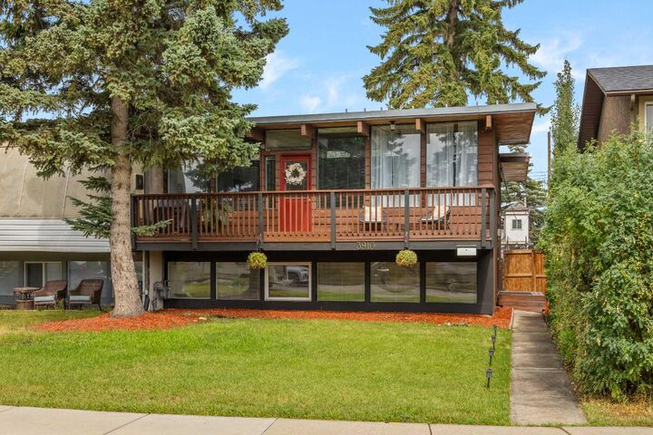 Property Photo:  3910 12 Avenue SW  AB T3C 0S8 