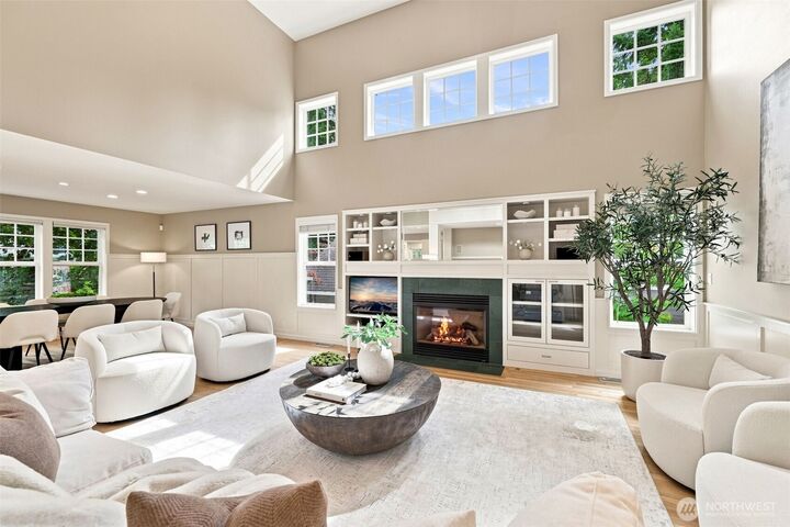 Property Photo: 6708 125th Avenue NE WA 98033
