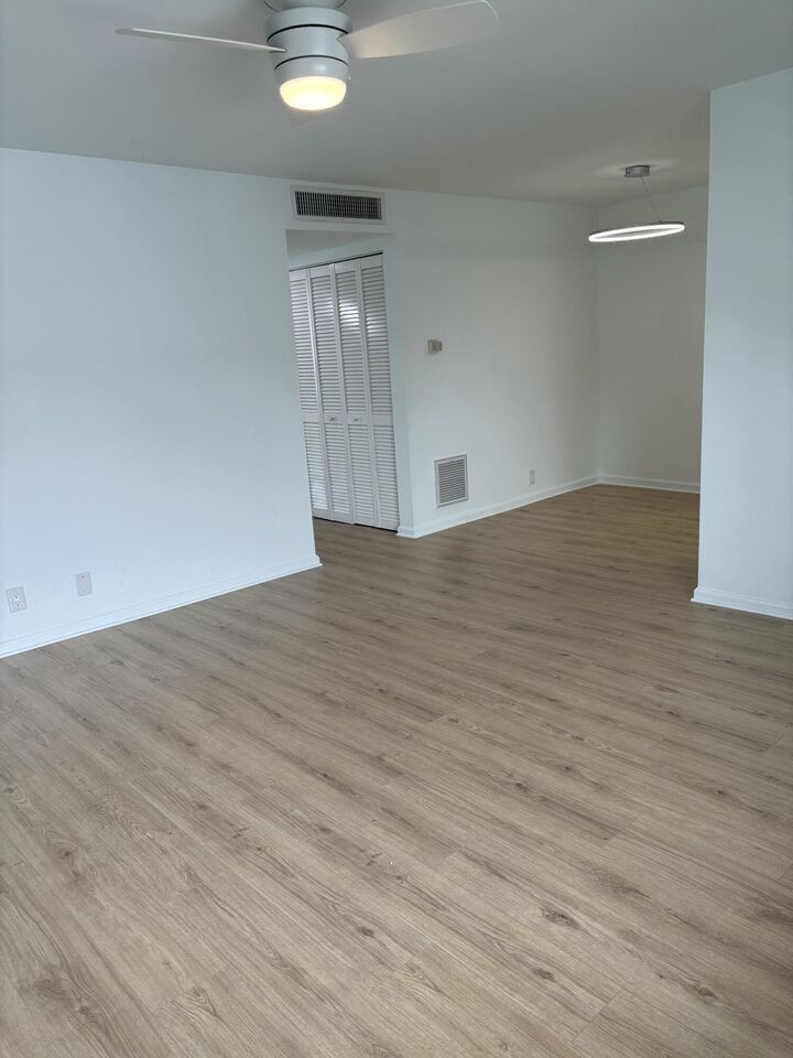 Property Photo:  2860 NE 14th St Street 404D  FL 33062 