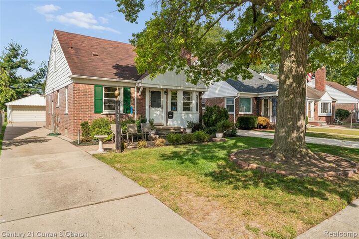 Property Photo:  1723 N Franklin Street  MI 48128 