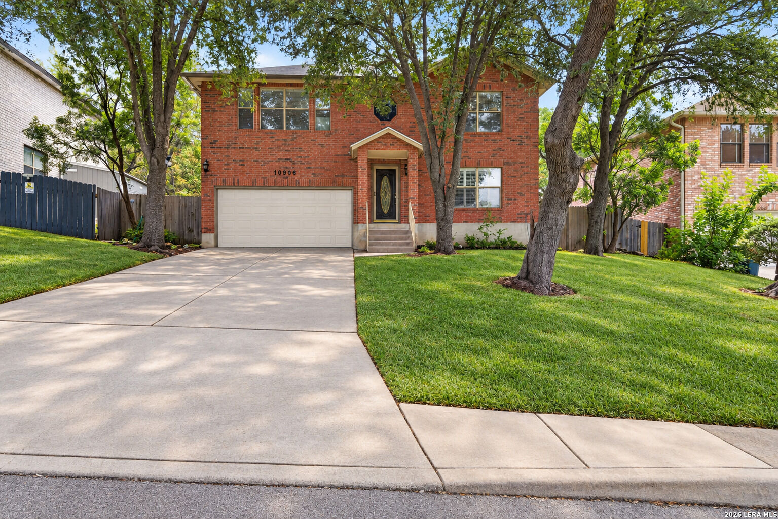 Property Photo: 10906 Albeon Park Dr S TX 78249