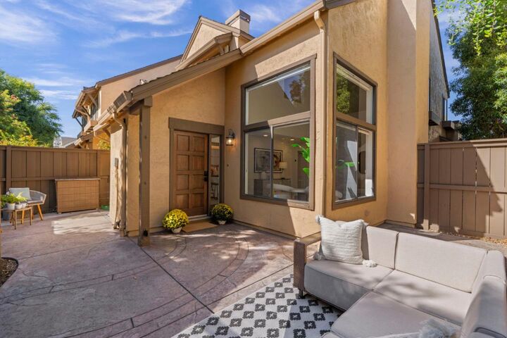 Property Photo:  1327 Greenwich Court  CA 95125 