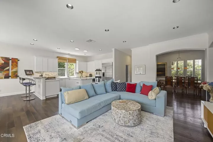 Property Photo: 1727 Cervato Court CA 93012