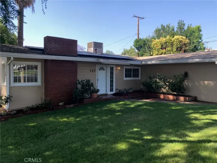 Property Photo:  727 E Palm Avenue  CA 92374 