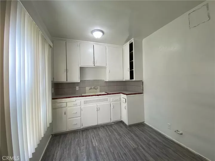 Property Photo:  516 E Lomita Avenue 2  CA 91205 