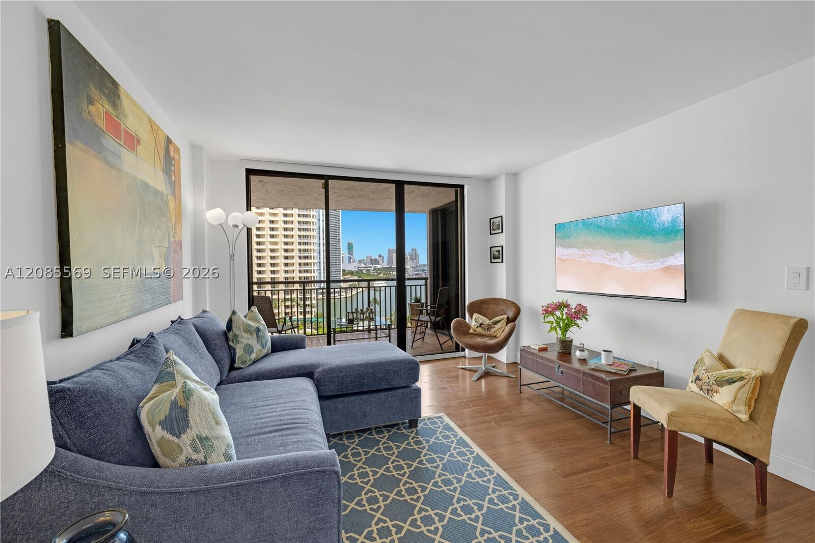 Property Photo:  540 Brickell Key Dr 1514  FL 33131 
