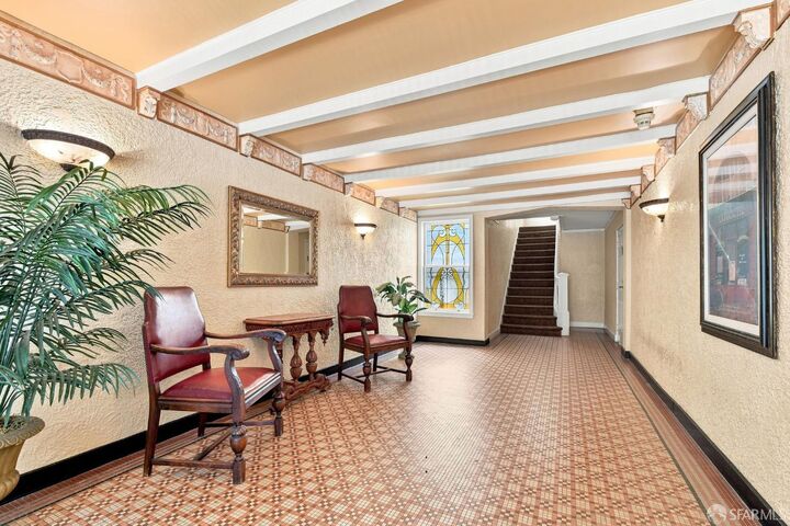 Property Photo:  930 Scott Street 6  CA 94115 