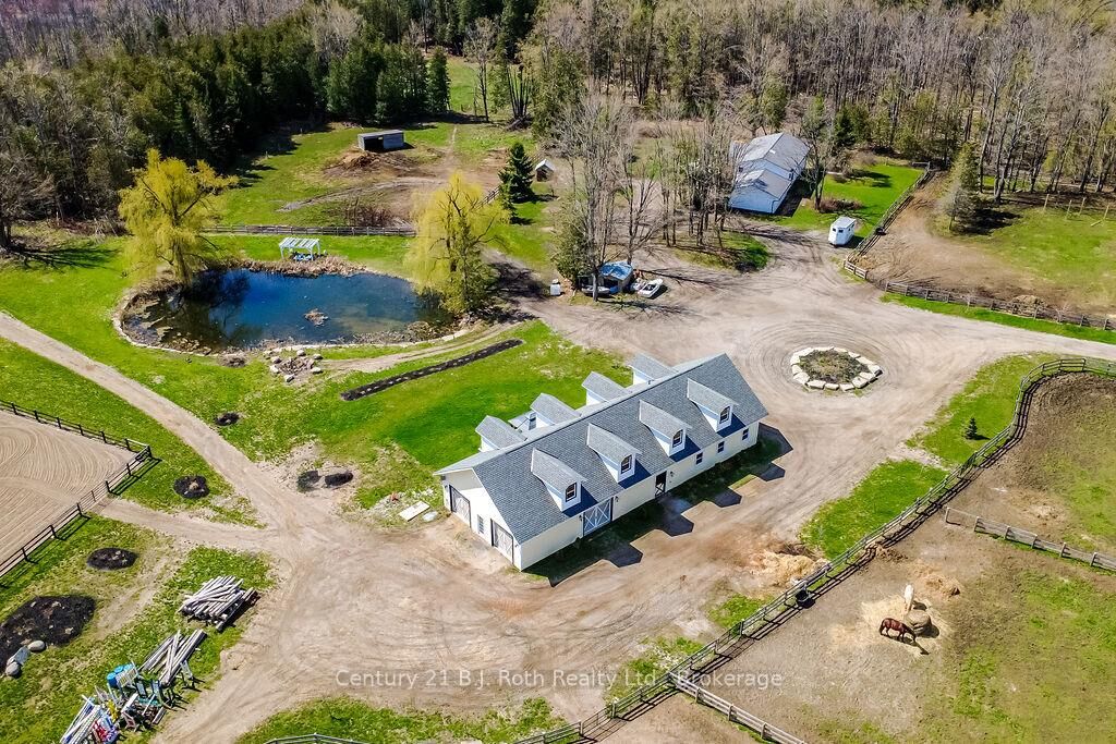 Property Photo: 465 Ridge Road E ON L0L 2E0