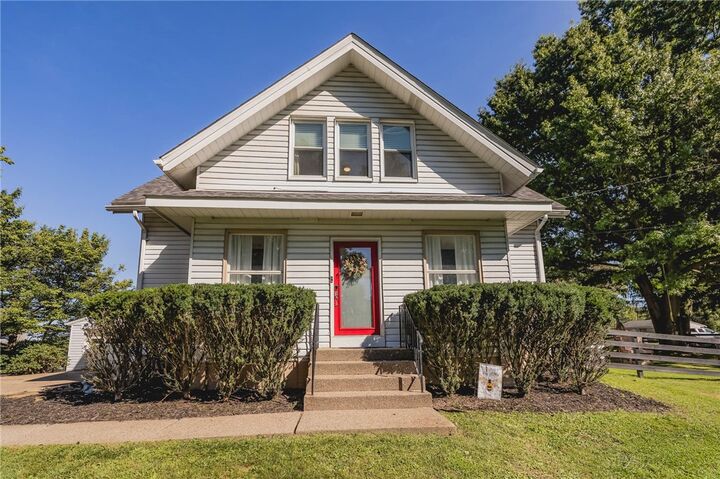 Property Photo:  310 Almar Dr  PA 15237 