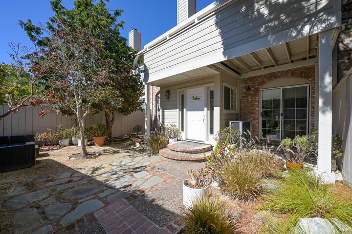 Property Photo: 557 Biscayne Drive CA 94901