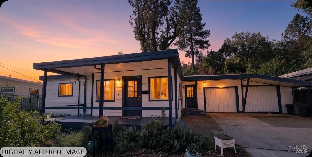 Property Photo:  321 Pine Street  CA 95490 
