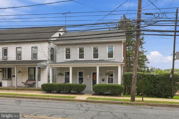 Property Photo:  22 E Main Street  PA 17554 