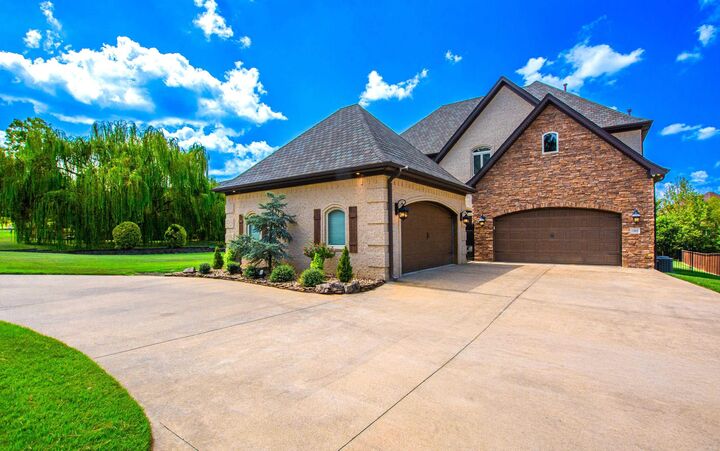 Property Photo: 7303 Worth Avenue E. AR 72019