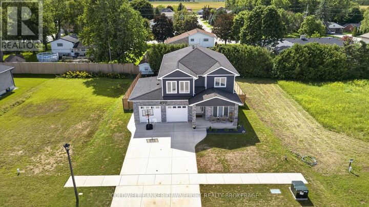 Property Photo:  499 Motz Boulevard  ON N0M 1S1 