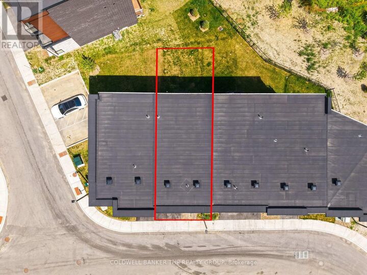 Property Photo: 24 Wascana Road ON L4H 5H1
