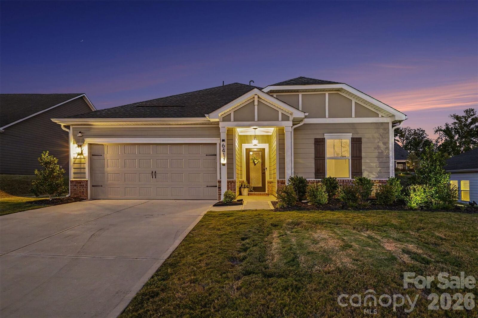 Property Photo:  6411 Barcelona Way  NC 28214 
