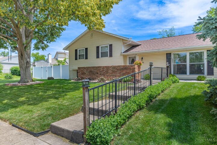 Property Photo:  270 Evergreen  OH 45066 
