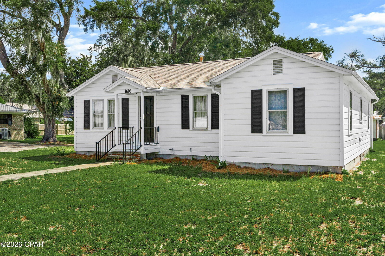 Property Photo:  1610 Louise Avenue  FL 32401 