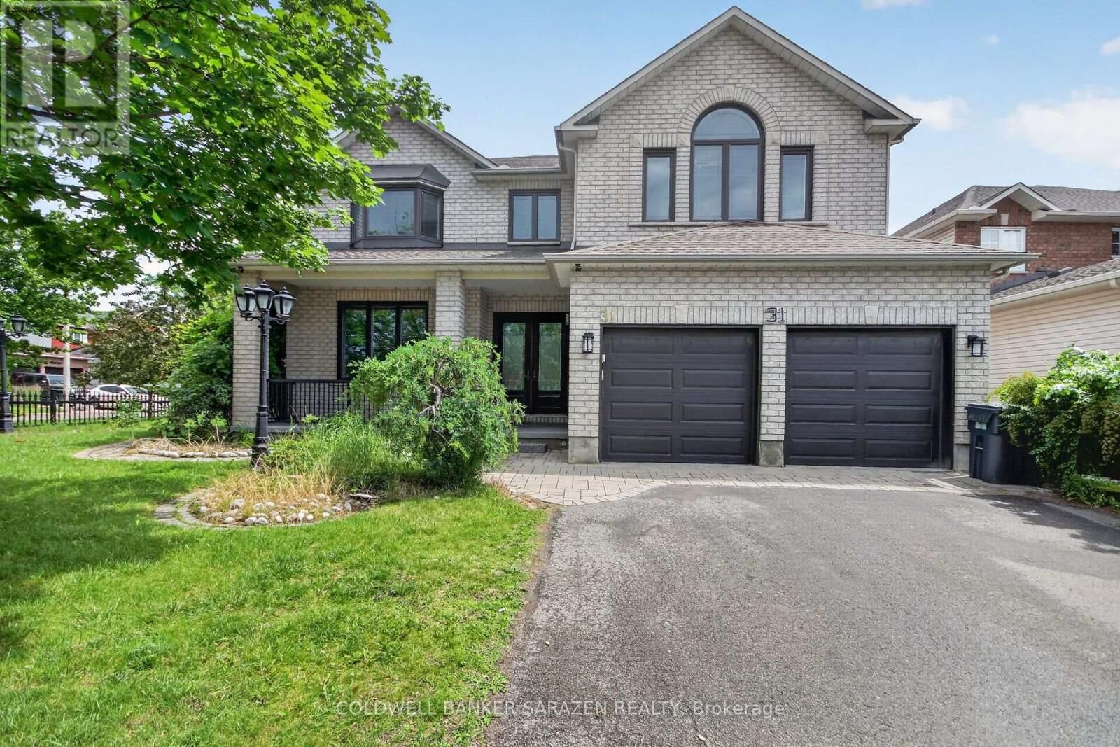 Property Photo:  31 Fanterra Way  ON K1T 3Y7 