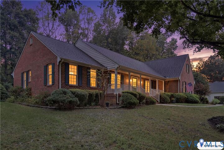 Property Photo: 422 Elm Creek Drive VA 23103