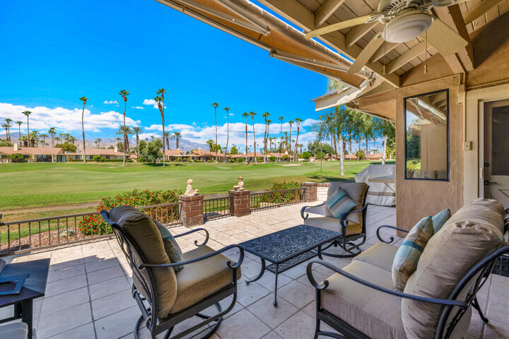 Property Photo:  371 Gran Via  CA 92260 