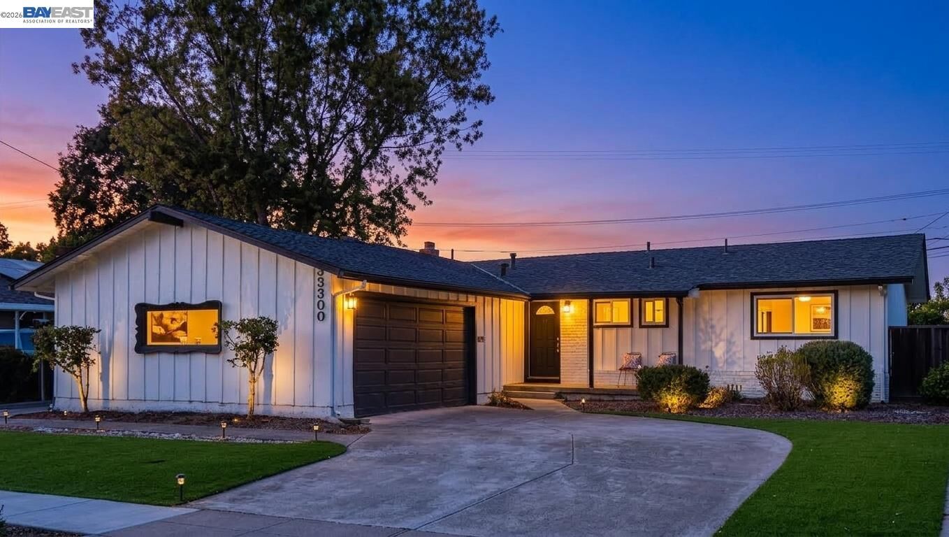 Property Photo:  38300 Acacia St  CA 94536 