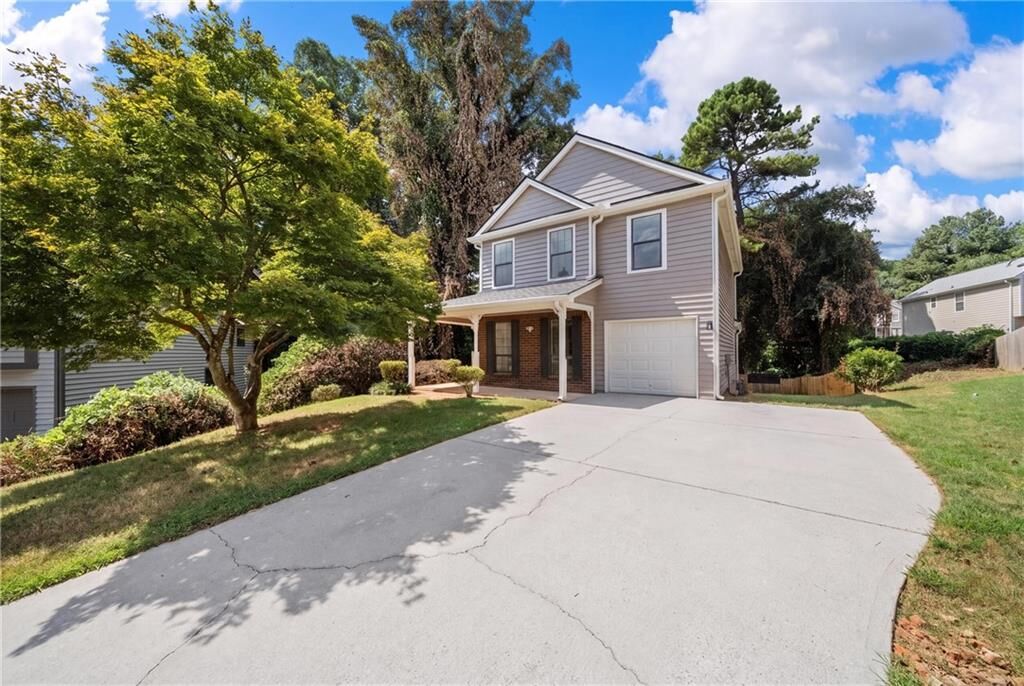 Property Photo:  832 Leland Court  GA 30083 