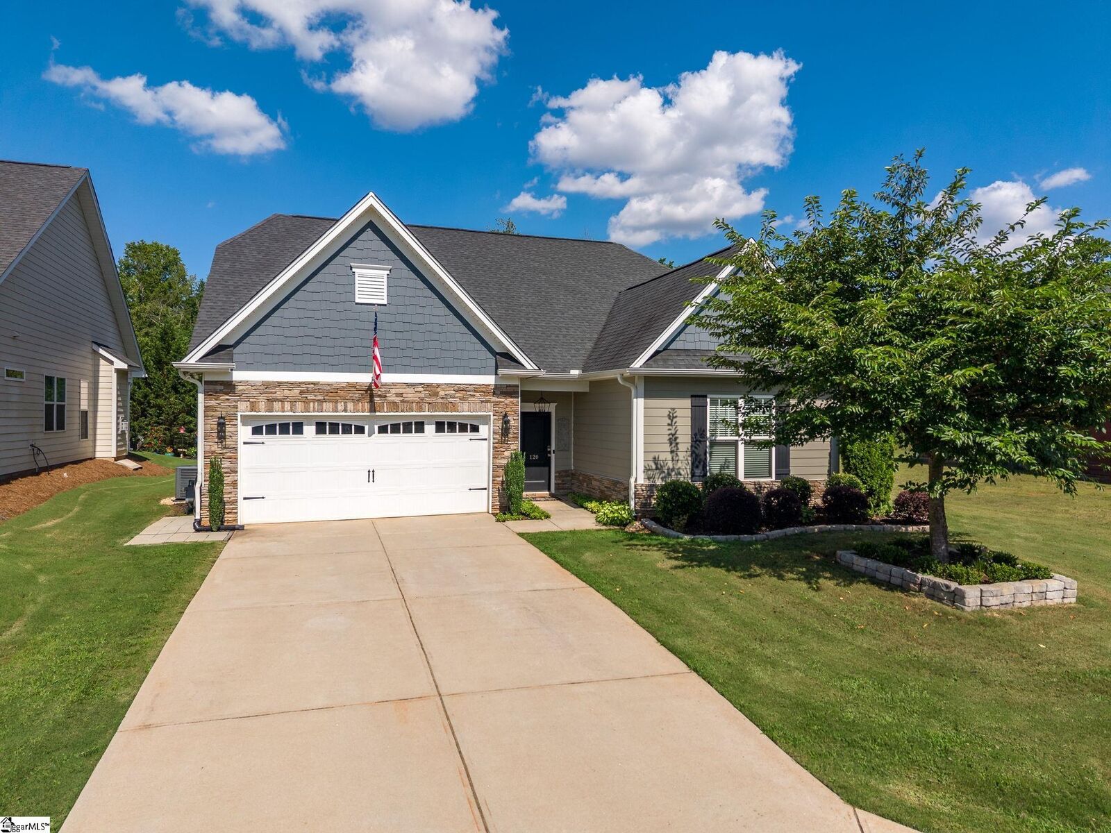 Property Photo:  120 Broadleigh Court  SC 29316 