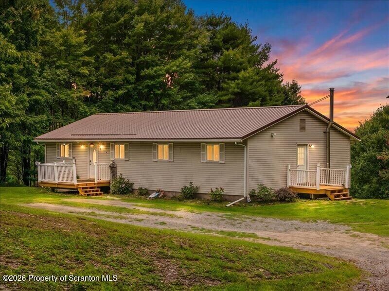 Property Photo:  1821 Devine Ridge Road  PA 18801 