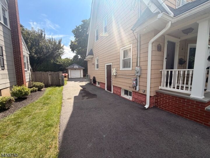 Property Photo:  33 Poplar Ave  NJ 07444 