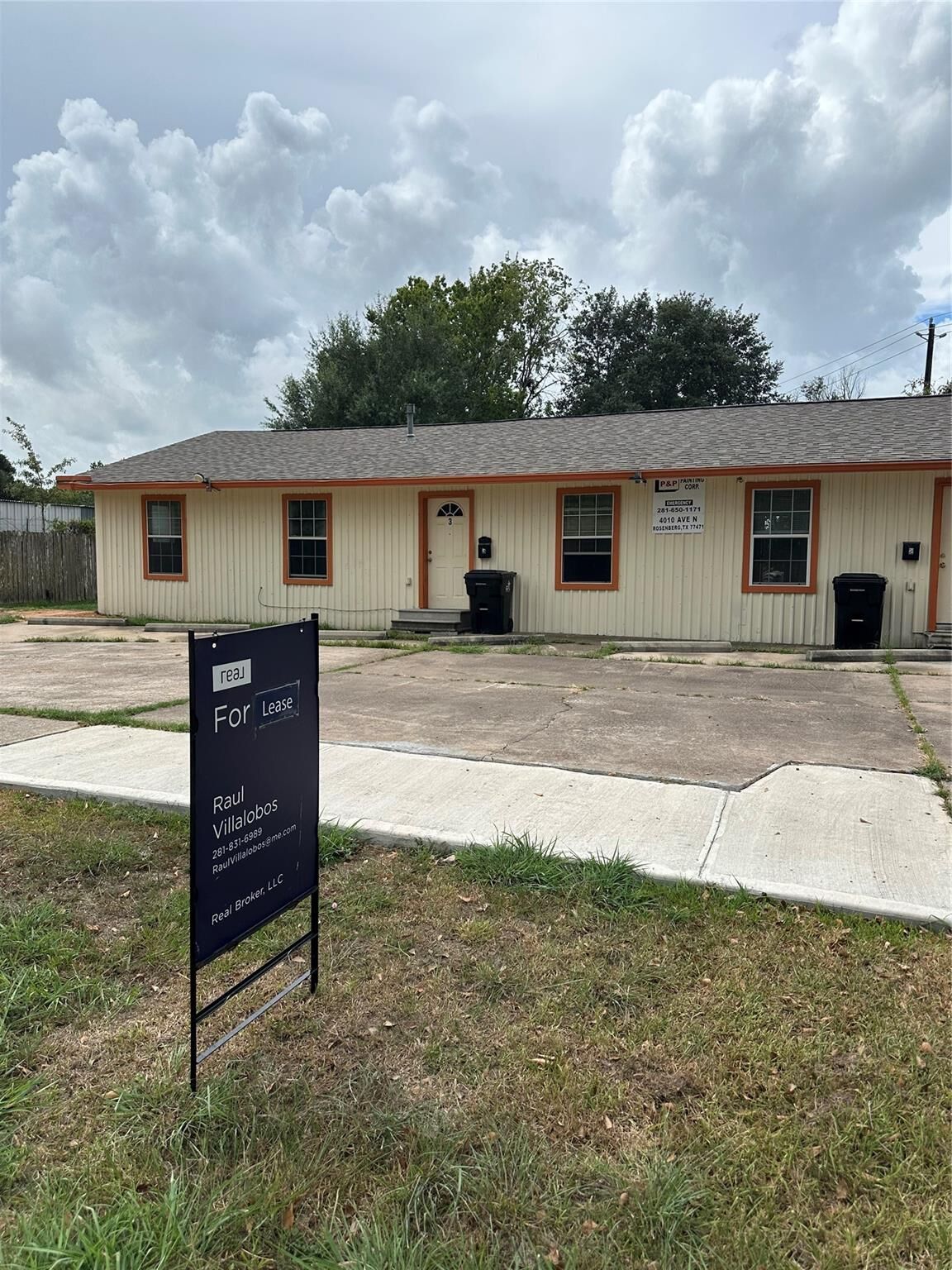 Property Photo: 4010 Avenue N TX 77471