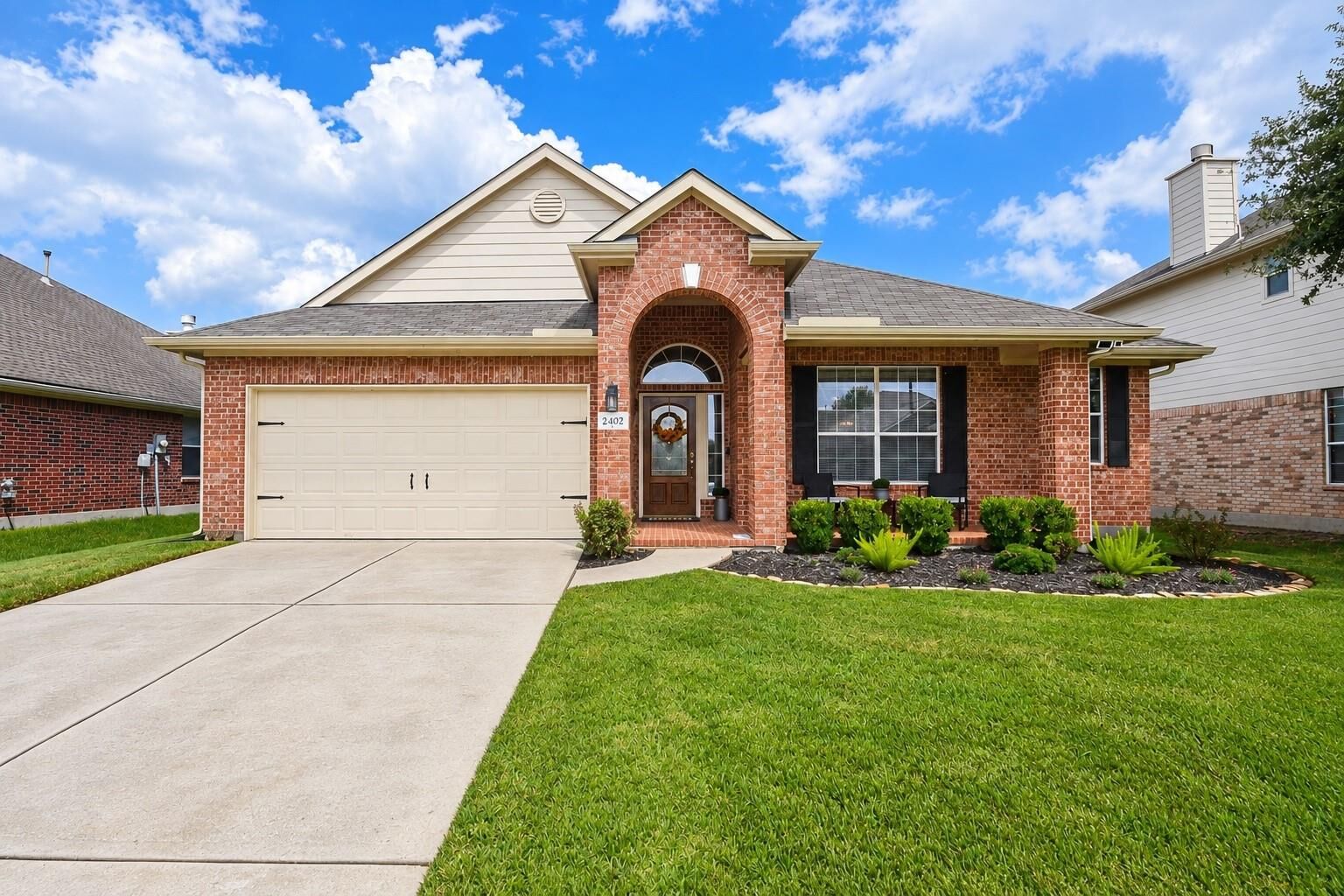 Property Photo:  2402 Ligustrum Flower Drive  TX 77388 