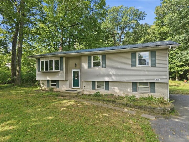 Property Photo:  9870 N Delaware Drive  PA 18013 